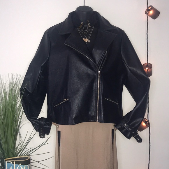 MISSGUIDED Faux Leather Motorcycle Jacket - Picture 3 of 8